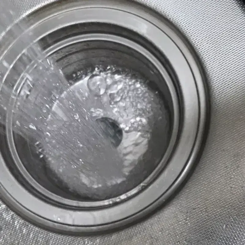 성안동 식당 2층 바닥 배수구